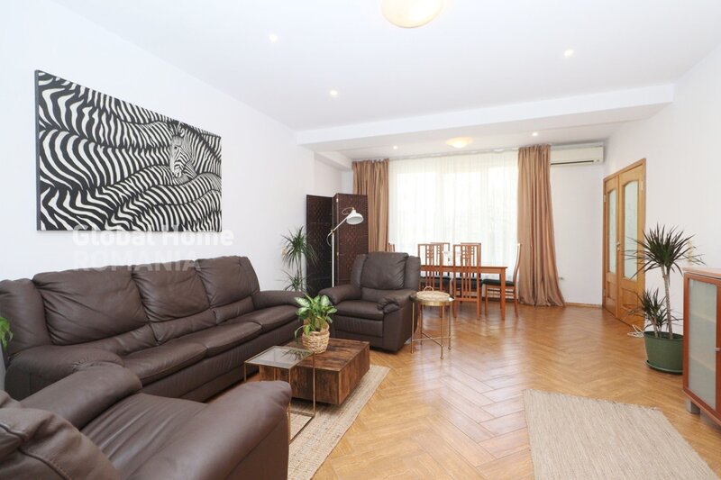 Sat Francez, Aron Cotrus, apartament 3 camere 101 mp, 2005, Parc Herastrau.