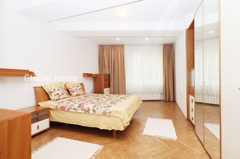 Sat Francez, Aron Cotrus, apartament 3 camere 101 mp, 2005, Parc Herastrau.