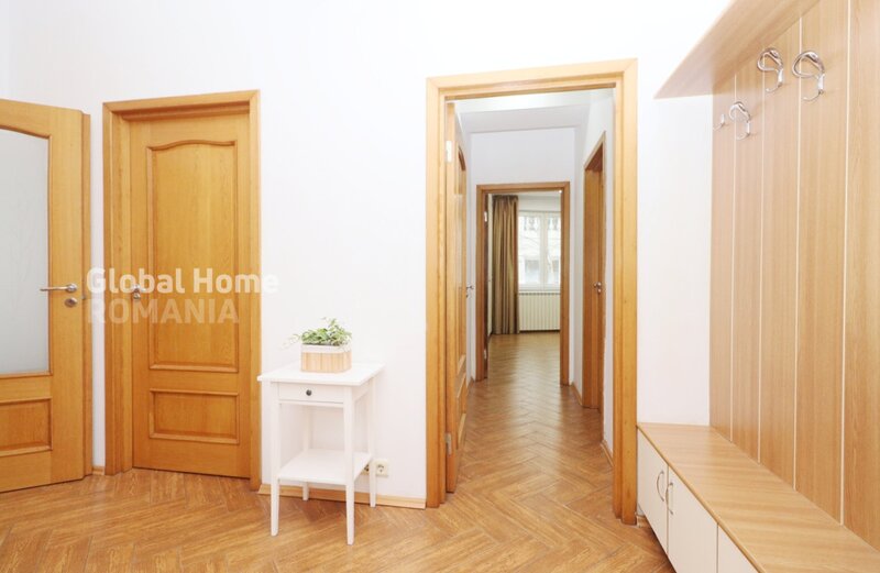 Sat Francez, Aron Cotrus, apartament 3 camere 101 mp, 2005, Parc Herastrau.